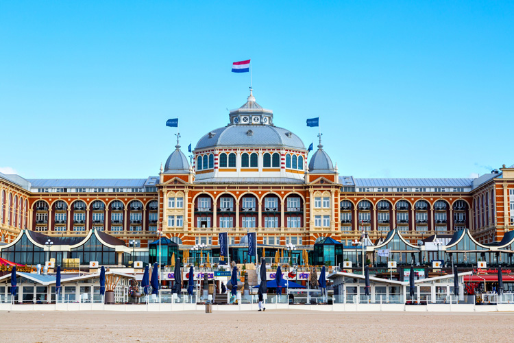 Kurhaus in Scheveningen gefilmd door Wiebe de Jager