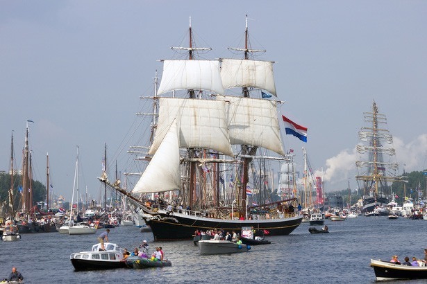 drones-sail-2015-amsterdam-no-fly-zones-tall-ships