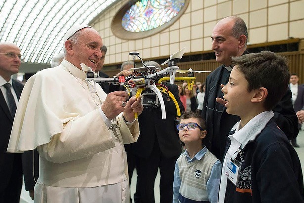 paus-francis-drones-philadelphia-amerika-us-verboden-faa